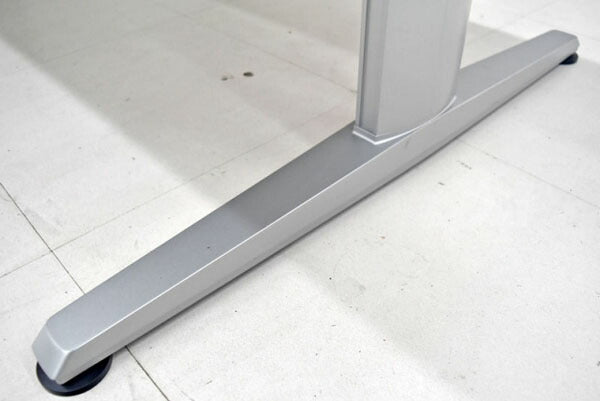 オカムラ リフティオシリーズ 会議テーブル W2100 2017110803【中古オフィス家具】【中古】