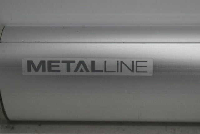 ニチガク メタルライン 壁掛けボード コミュニケーションボード W1776 2019031401【中古オフィス家具】【中古】