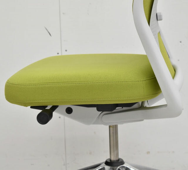 ヴィトラ ID エア ランバーサポート ハンガー付 アボガド 2019052310【中古オフィス家具】【中古】