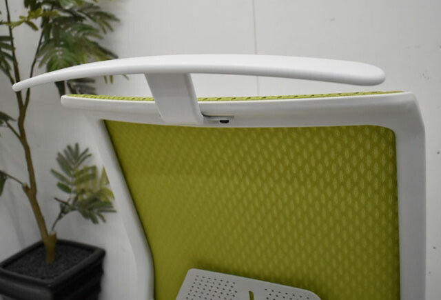 ヴィトラ ID エア ランバーサポート ハンガー付 アボガド 2019052310【中古オフィス家具】【中古】