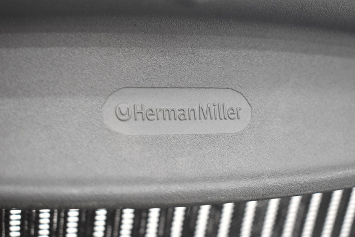 ハーマンミラー　Hermanmilller アーロンチェア　フル装備　Bサイズ　ランバーサポート　肘レバータイプ　2023062705【中古オフィス家具】【中古】