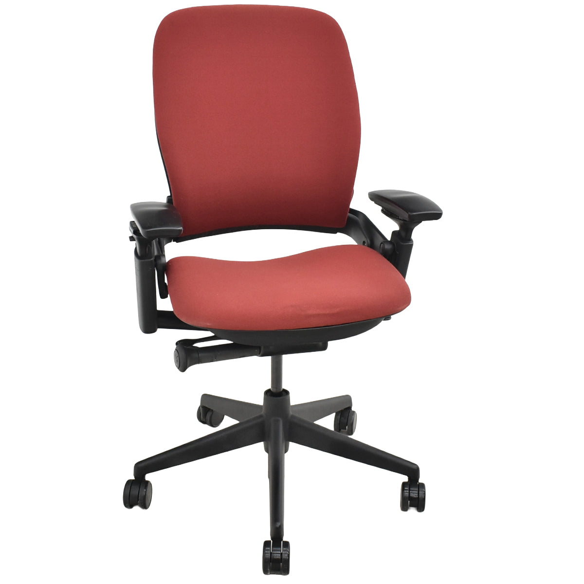 【中古】スチールケース　リープＶ２　可動肘　ランバーサポート　レッド　2025102703【中古オフィス家具】