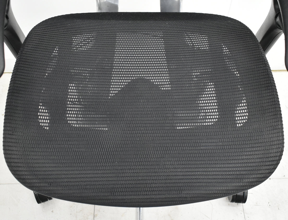 【中古】オカムラ　コンテッサ　可動肘　ランバーサポート　ポリッシュ　2025102704【中古オフィス家具】