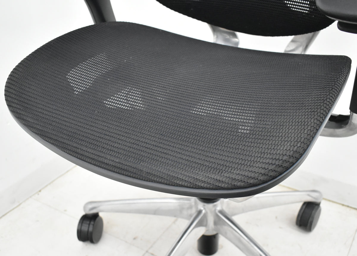 【中古】オカムラ　コンテッサ　可動肘　ランバーサポート　ポリッシュ　2025102704【中古オフィス家具】