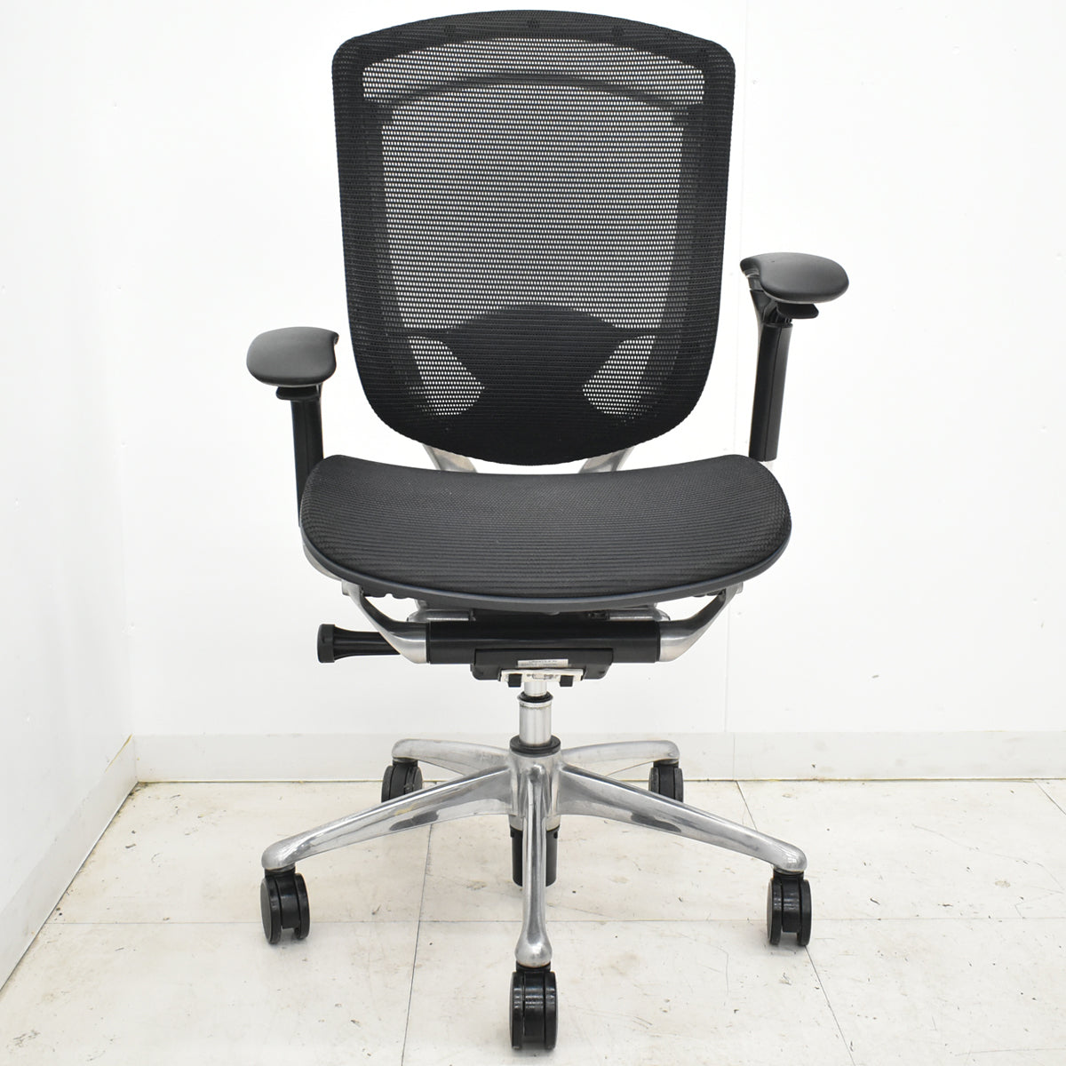 【中古】オカムラ　コンテッサ　可動肘　ランバーサポート　ポリッシュ　2025102704【中古オフィス家具】