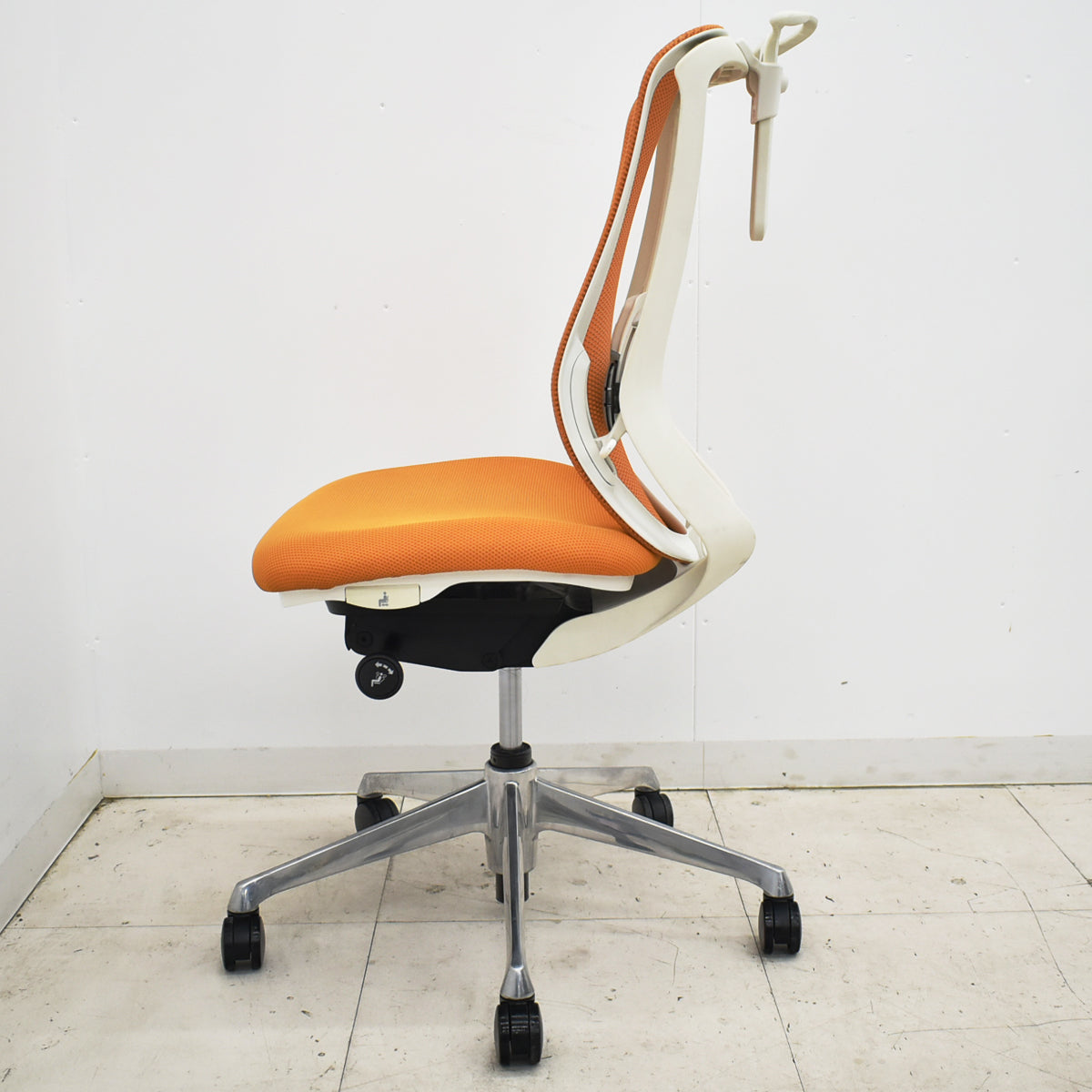 【中古】オカムラ　シルフィー　ハイバック　肘なし　バックカーブアジャスト　前傾機能　ランバーサポート　ポリッシュ　2025103101【中古オフィス家具】