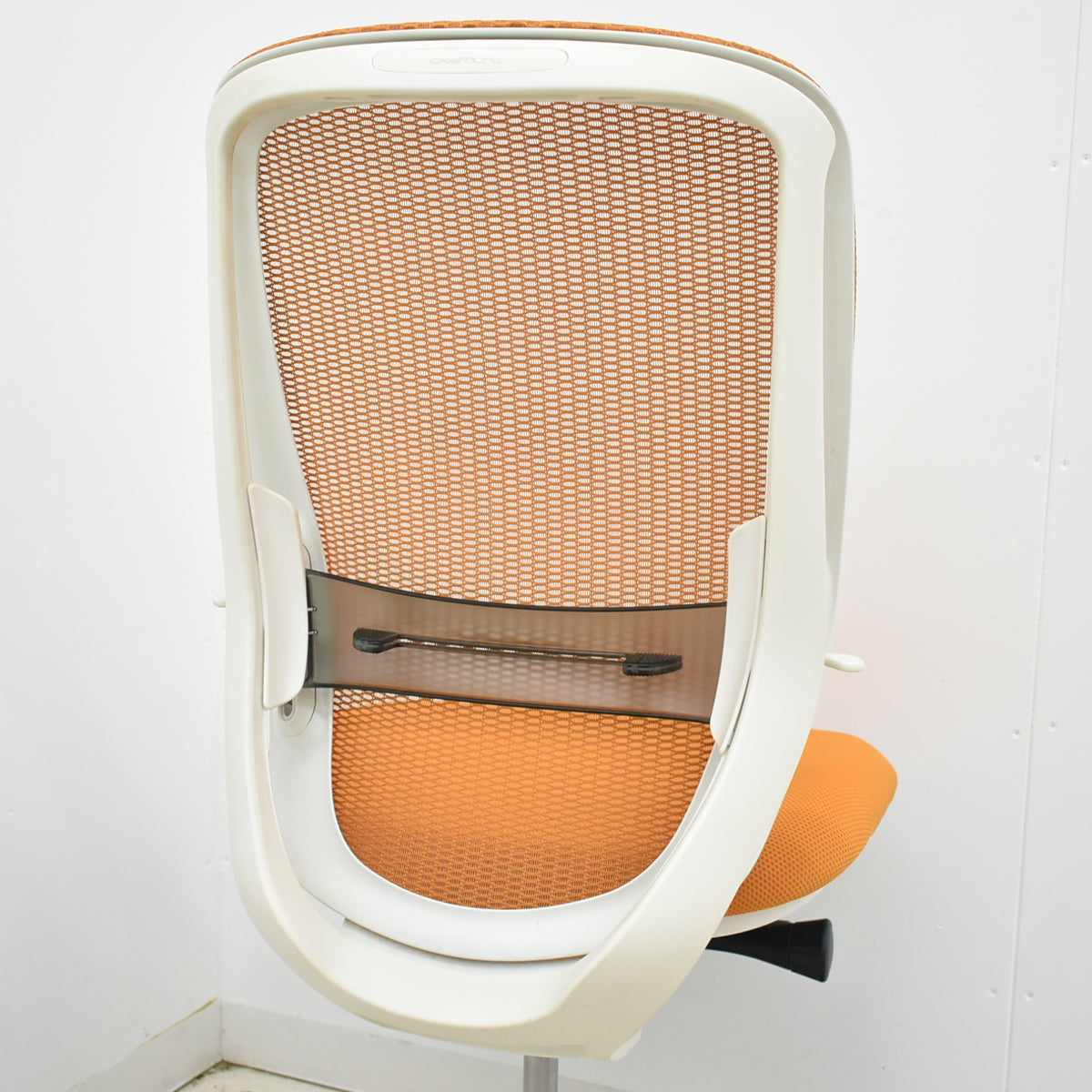 【中古】オカムラ　シルフィー　ハイバック　肘なし　バックカーブアジャスト　前傾機能　ランバーサポート　ポリッシュ　2025110401【中古オフィス家具】