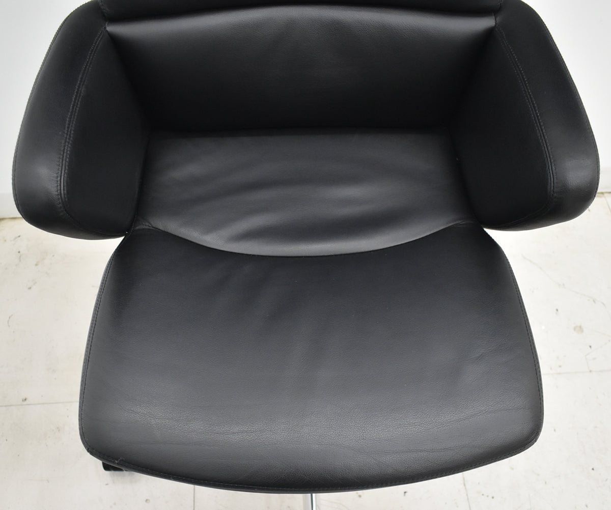 【中古】オカムラ　セフィーロ　エグゼクティブチェア　総革張り　固定肘　ポリッシュ　2025110402【中古オフィス家具】