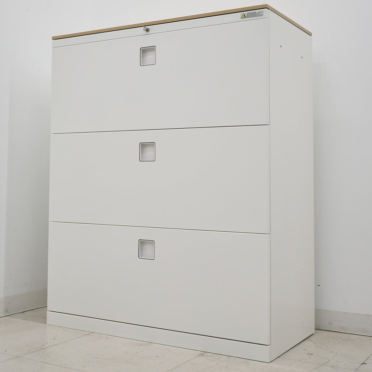 【中古】オカムラ　レクトライン　３段ラテラルキャビネット　天板付　幅900　2025110404【中古オフィス家具】