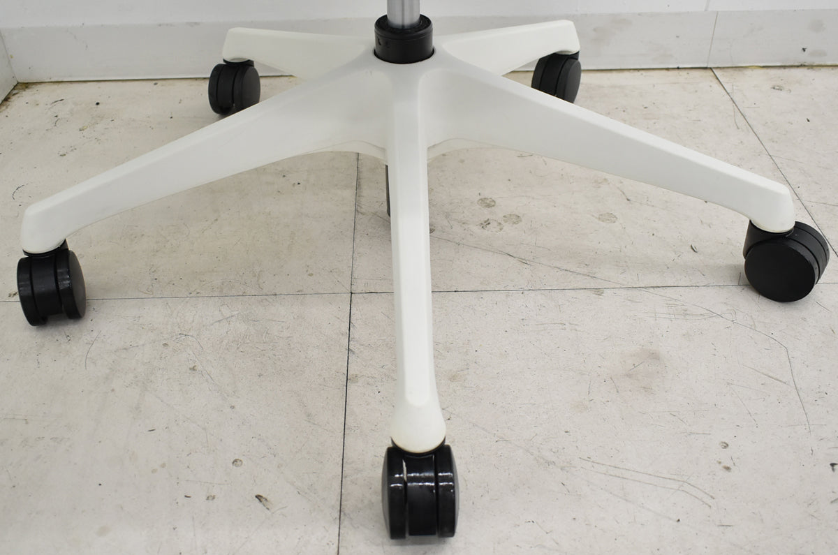 【中古】オカムラ　シルフィー　ハイバック　バックカーブアジャスト　前傾機能　2020年製　2025110409【中古オフィス家具】