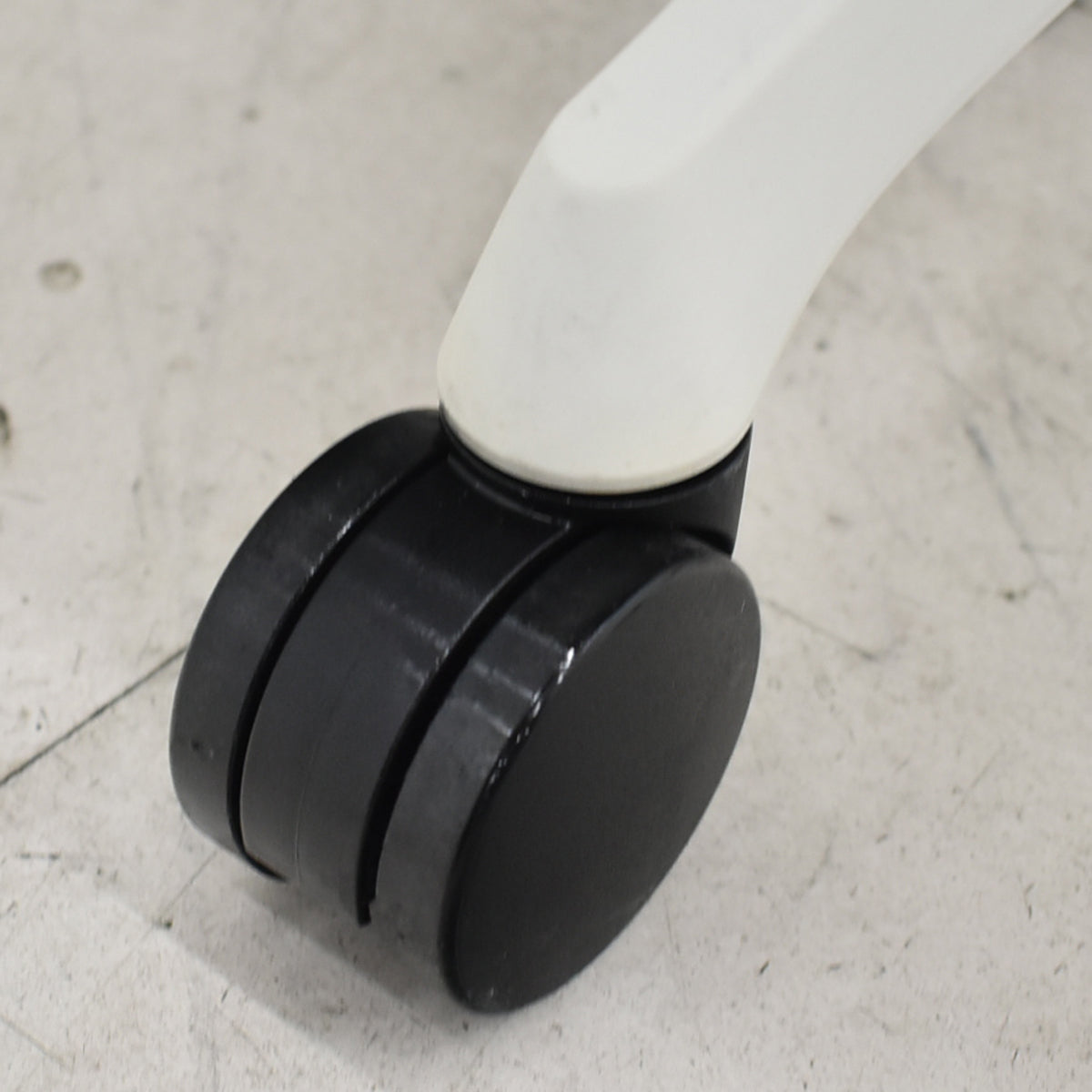 【中古】オカムラ　シルフィー　ハイバック　バックカーブアジャスト　前傾機能　2020年製　2025110409【中古オフィス家具】