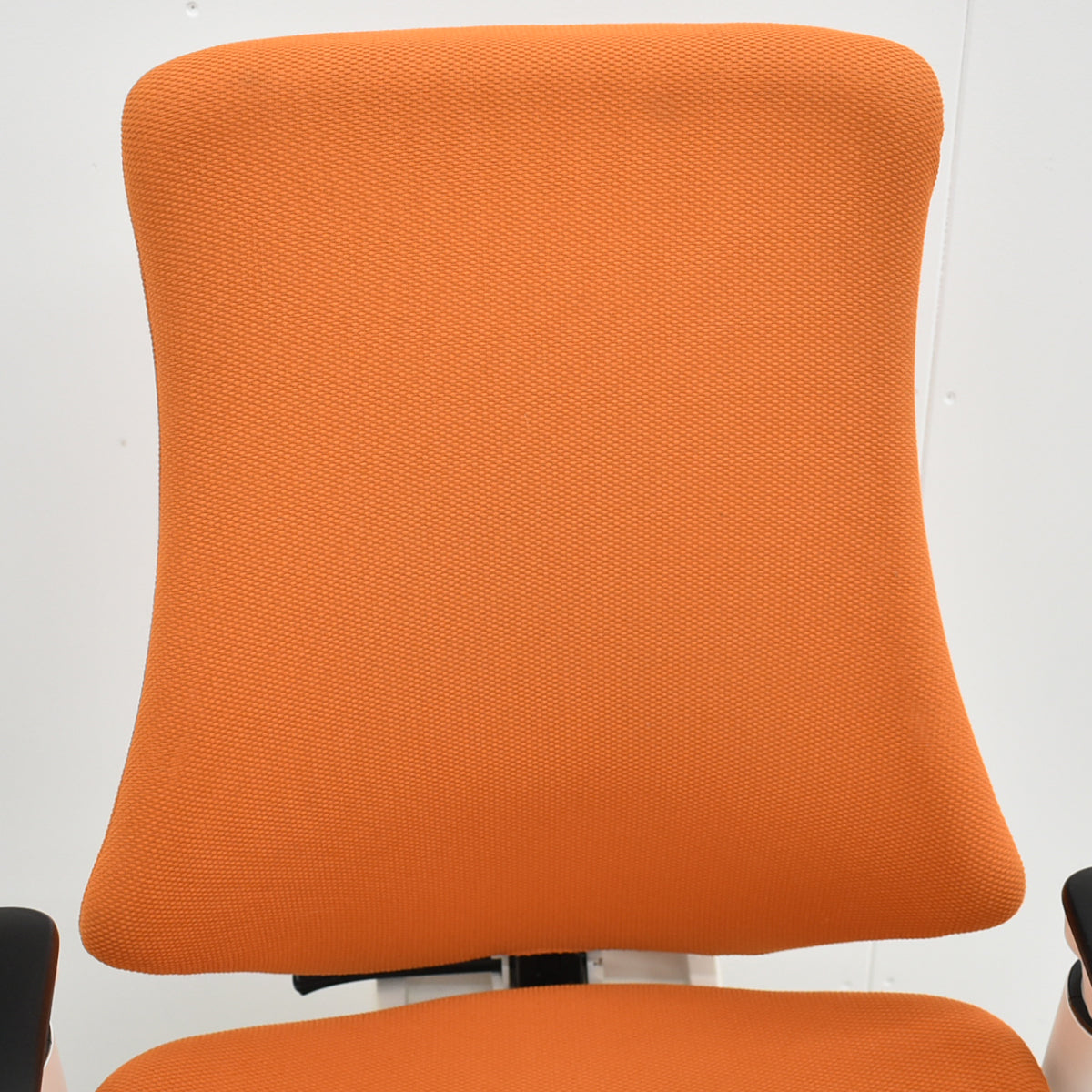 【中古】イトーキ　ｆ・エフチェア　ハイバック　可動肘　2025110503【中古オフィス家具】