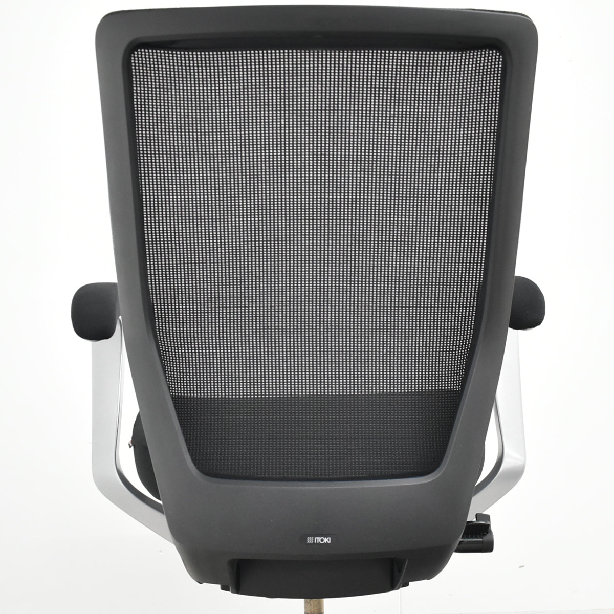 イトーキ　ミレッザ　ハイバック　マネージメント　固定肘　シルバー脚　2018年製　2025110505【中古オフィス家具】【中古】