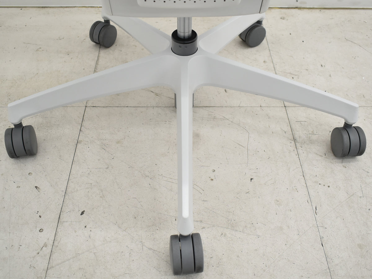 【中古】コクヨ　イング　固定肘　バーチカルタイプ　2021年製　2025110506【中古オフィス家具】