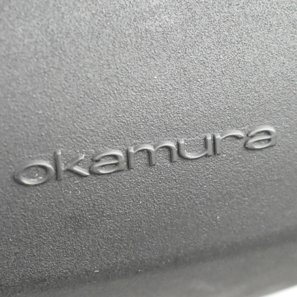 【中古】オカムラ　フルーエントチェア　ローバック　可動肘　2025110508【中古オフィス家具】