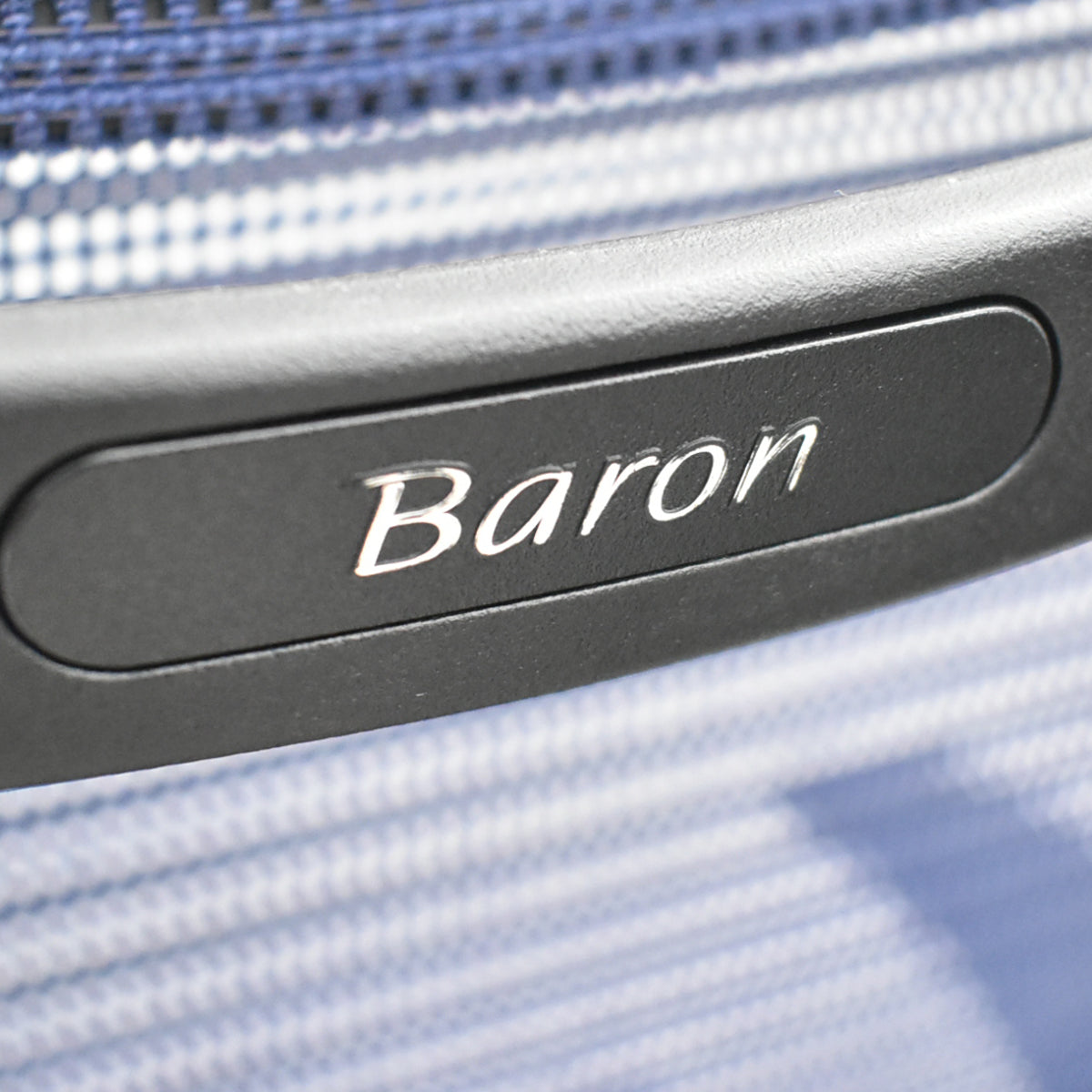 【中古】オカムラ　バロン　ハイバック　固定肘　ランバーサポート　シルバー脚　肘パッド新品交換済　2025110603【中古オフィス家具】