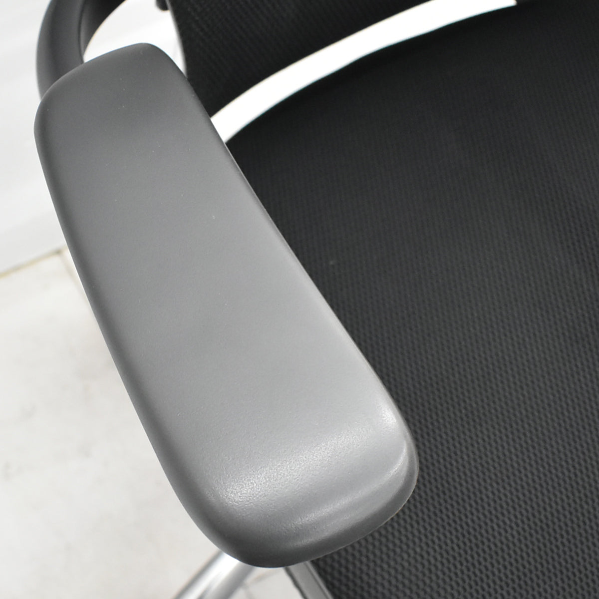 【中古】イナバ　エクセア　可動肘　エアランバーサポート　ポリッシュ　2025110604【中古オフィス家具】