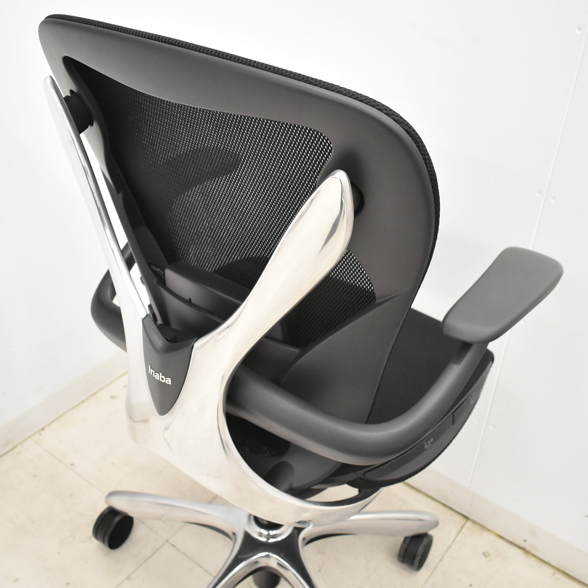 【中古】イナバ　エクセア　可動肘　エアランバーサポート　ポリッシュ　2025110604【中古オフィス家具】