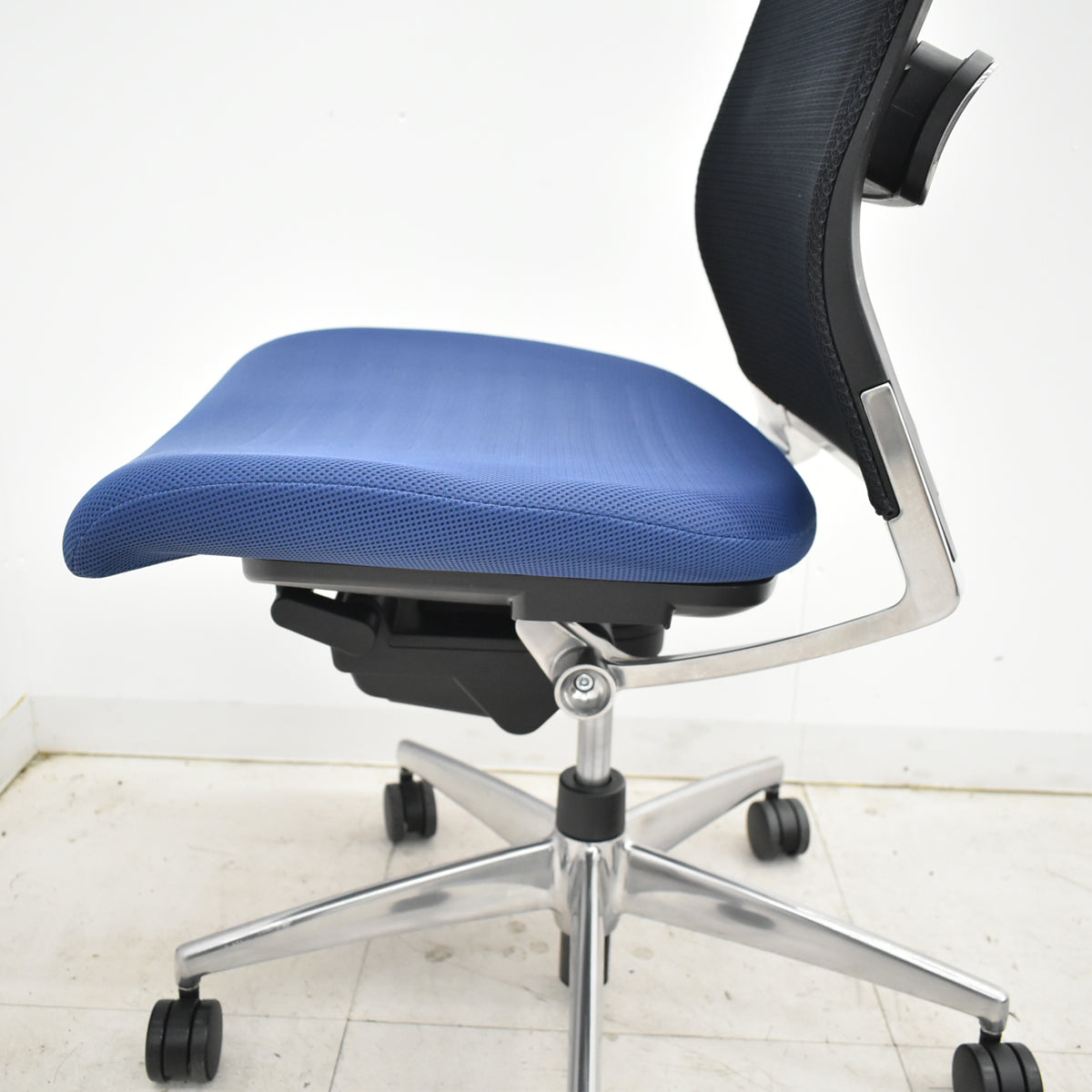 【中古】コクヨ　エアフォート　肘なし　エアランバーサポート　ポリッシュ　2025110605【中古オフィス家具】