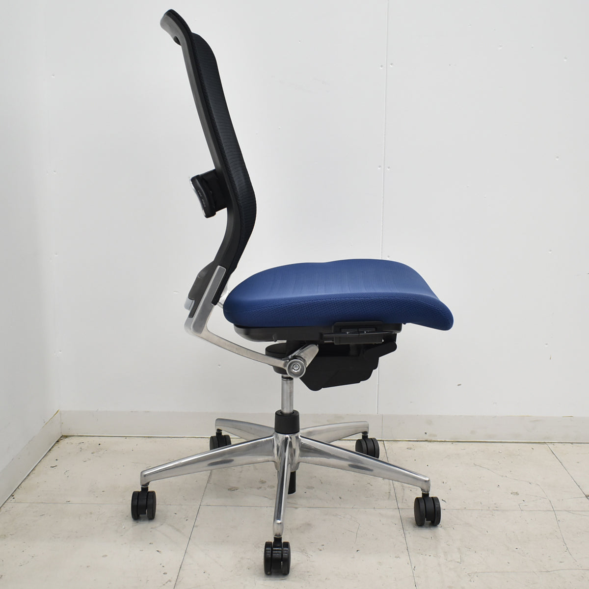 【中古】コクヨ　エアフォート　肘なし　エアランバーサポート　ポリッシュ　2025110605【中古オフィス家具】