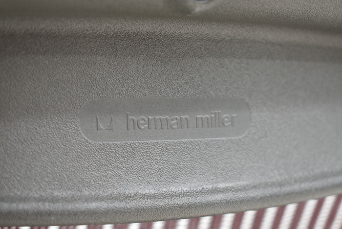 ハーマンミラー　Hermanmilller アーロンチェア　Bサイズ　フル装備　2023070302【中古オフィス家具】【中古】
