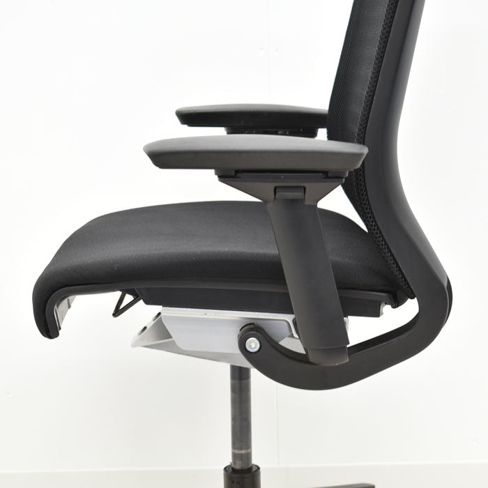 スチールケース Steelcase シンクチェア 可動肘 2023100205【中古