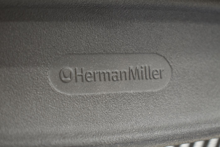ハーマンミラー　アーロンチェア　Bサイズ　フル装備　ランバーサポート　肘レバータイプ2023100303【中古オフィス家具】【中古】