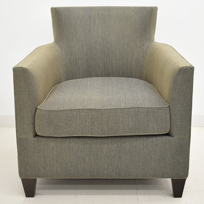 【中古】Cassina ixc. チェアマン 一人掛けソファ　W680　2024070401【中古オフィス家具】