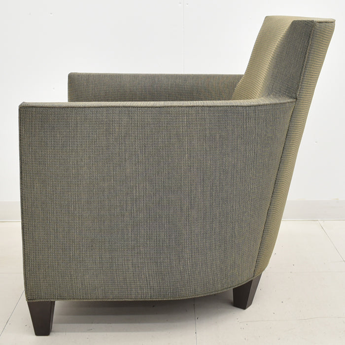 【中古】Cassina ixc. チェアマン 一人掛けソファ　W680　2024070401【中古オフィス家具】