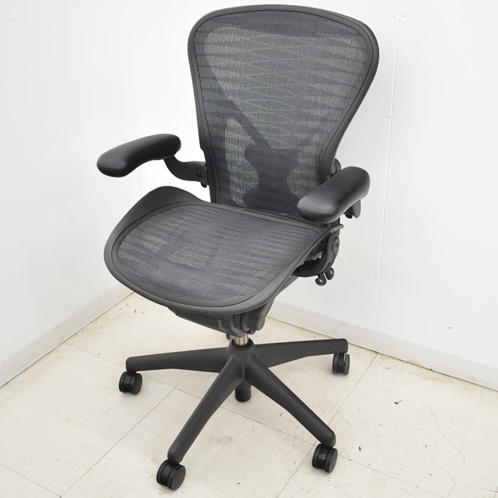 【中古】ハーマンミラー　アーロンチェア　Bサイズ　フル装備　ポスチャーフィット　タキシードメッシュ　肘レバータイプ　2025042206【中古オフィス家具】
