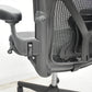 【中古】ハーマンミラー　アーロンチェア　Cサイズ　フル装備　ポスチャーフィット　新型肘パット　2025061104【中古オフィス家具】