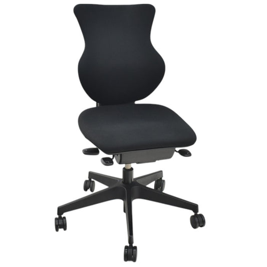 【中古】イトーキ　カシコ　肘なし　ハンガー　女性用チェア　2025062303【中古オフィス家具】