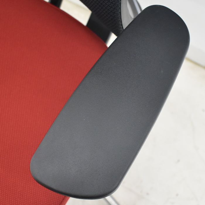 【中古】コクヨ　ベゼル　ヘッドレスト　可動肘　ウェブモーションサポート　2023年製　ポリッシュ　2025070704【中古オフィス家具】