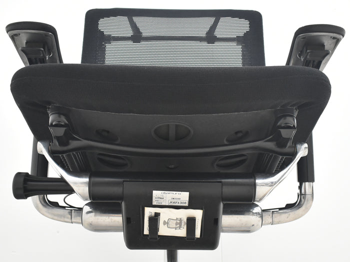 【中古】[難有]オカムラ　コンテッサ　可動肘　ランバーサポート　ポリッシュ　ハンガー　2025070802【中古オフィス家具】