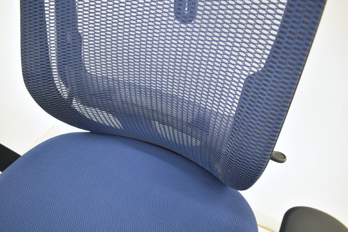 【中古】オカムラ　シルフィー　ローバック　固定肘　バックカーブアジャスト　前傾機能　ハンガー　ポリッシュ脚　ランバーサポート　2025070806【中古オフィス家具】