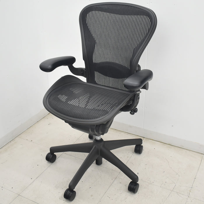 【中古】ハーマンミラー　アーロンチェア　Bサイズ　フル装備　ランバーサポート　2025071005【中古オフィス家具】