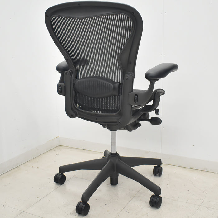【中古】ハーマンミラー　アーロンチェア　Bサイズ　フル装備　ランバーサポート　2025071005【中古オフィス家具】