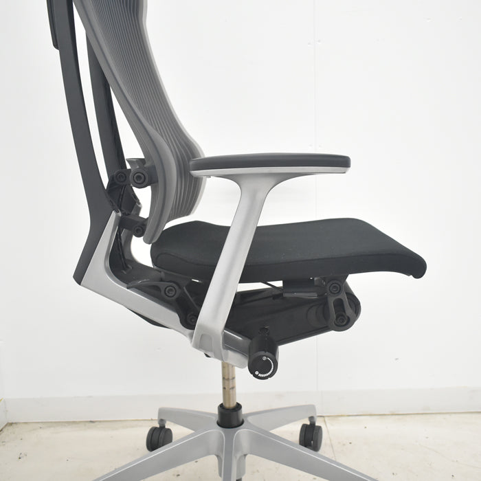 【中古】イトーキ　スピーナ　固定肘　エラストマーバック　可動ヘッドレスト　ハンガー　2025071601【中古オフィス家具】