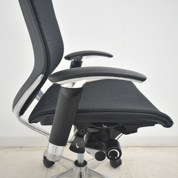 【中古】オカムラ　バロン　ハイバック　可動肘　アルミポリッシュ　2025071604【中古オフィス家具】