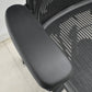 【中古】ハーマンミラー アーロンチェア　Bサイズ　フル装備　ポスチャーフィット　新型肘パッド　2025071904【中古オフィス家具】