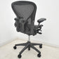 【中古】ハーマンミラー アーロンチェア　Bサイズ　フル装備　ポスチャーフィット　新型肘パッド　2025071904【中古オフィス家具】