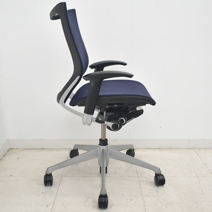【中古】オカムラ　バロン　ローバック　可動肘　シルバー脚　2025072301【中古オフィス家具】