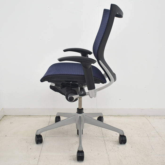 【中古】オカムラ　バロン　ローバック　可動肘　シルバー脚　2025072303【中古オフィス家具】