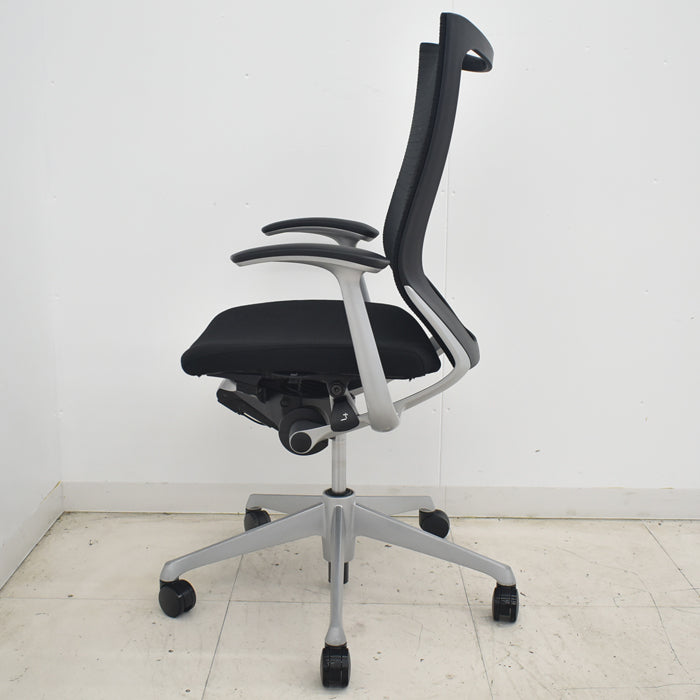 【中古】オカムラ　バロン　ハイバック　固定肘　シルバー脚　2025072403【中古オフィス家具】