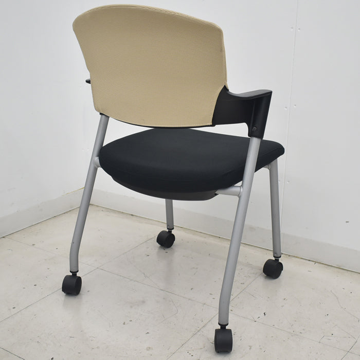 【中古】 コクヨ　プロッティ　ミーティングチェア　キャスター付　W550　2025072802【中古オフィス家具】