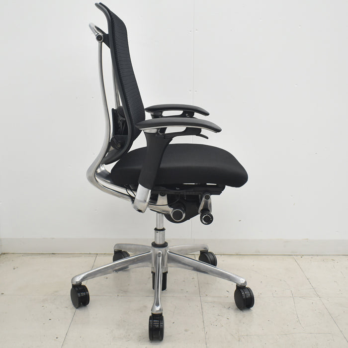 【中古】オカムラ　コンテッサ　可動肘　ランバーサポート　ポリッシュ　2025073006【中古オフィス家具】