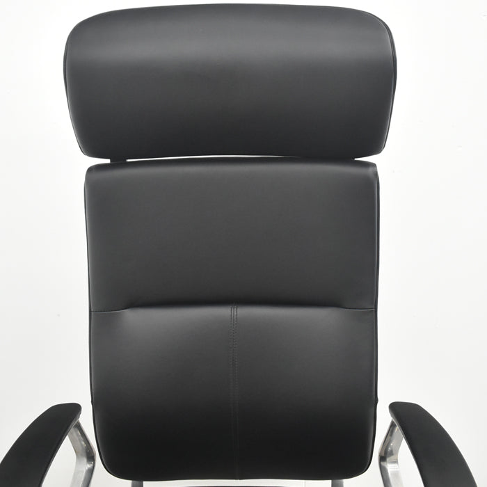 【中古】オカムラ　デューク　エクストラハイバック　可動ヘッドレスト　固定肘　アルミポリッシュ　ランバーサポート　革張り　2025073104【中古オフィス家具】