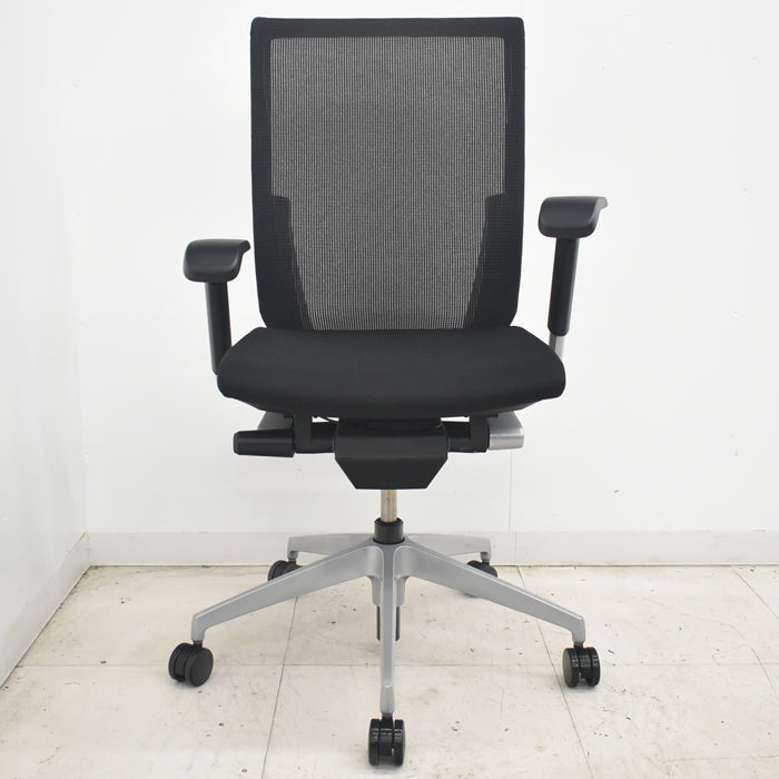 【中古】イトーキ　ヴェント　ハイバック　可動肘　シルバー脚　2025073106【中古オフィス家具】