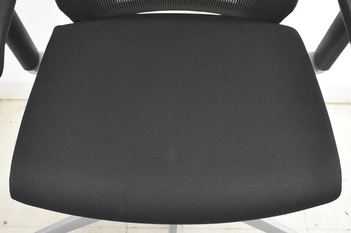 【中古】イトーキ　ヴェント　ハイバック　可動肘　オートマチックランバーテンション　シルバー脚　2025073107【中古オフィス家具】