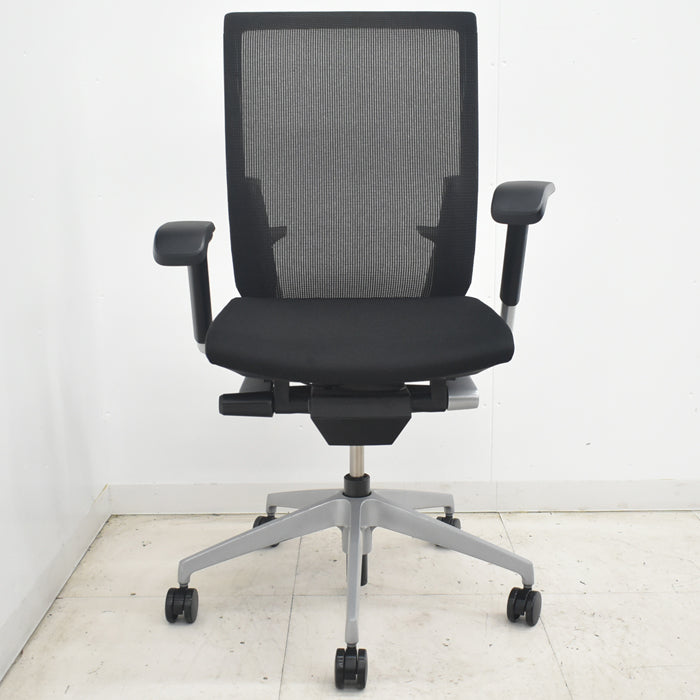 【中古】イトーキ　ヴェント　ハイバック　可動肘　オートマチックランバーテンション　シルバー脚　2025073107【中古オフィス家具】